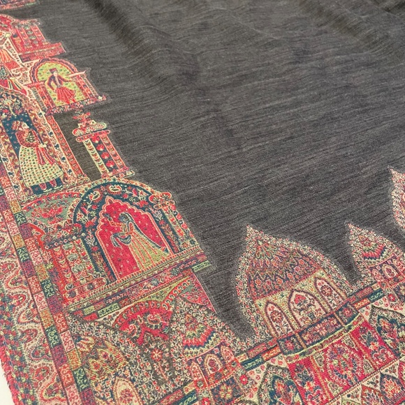 Large Pure Pashmina Kani Shawl - Picture 3 of 7